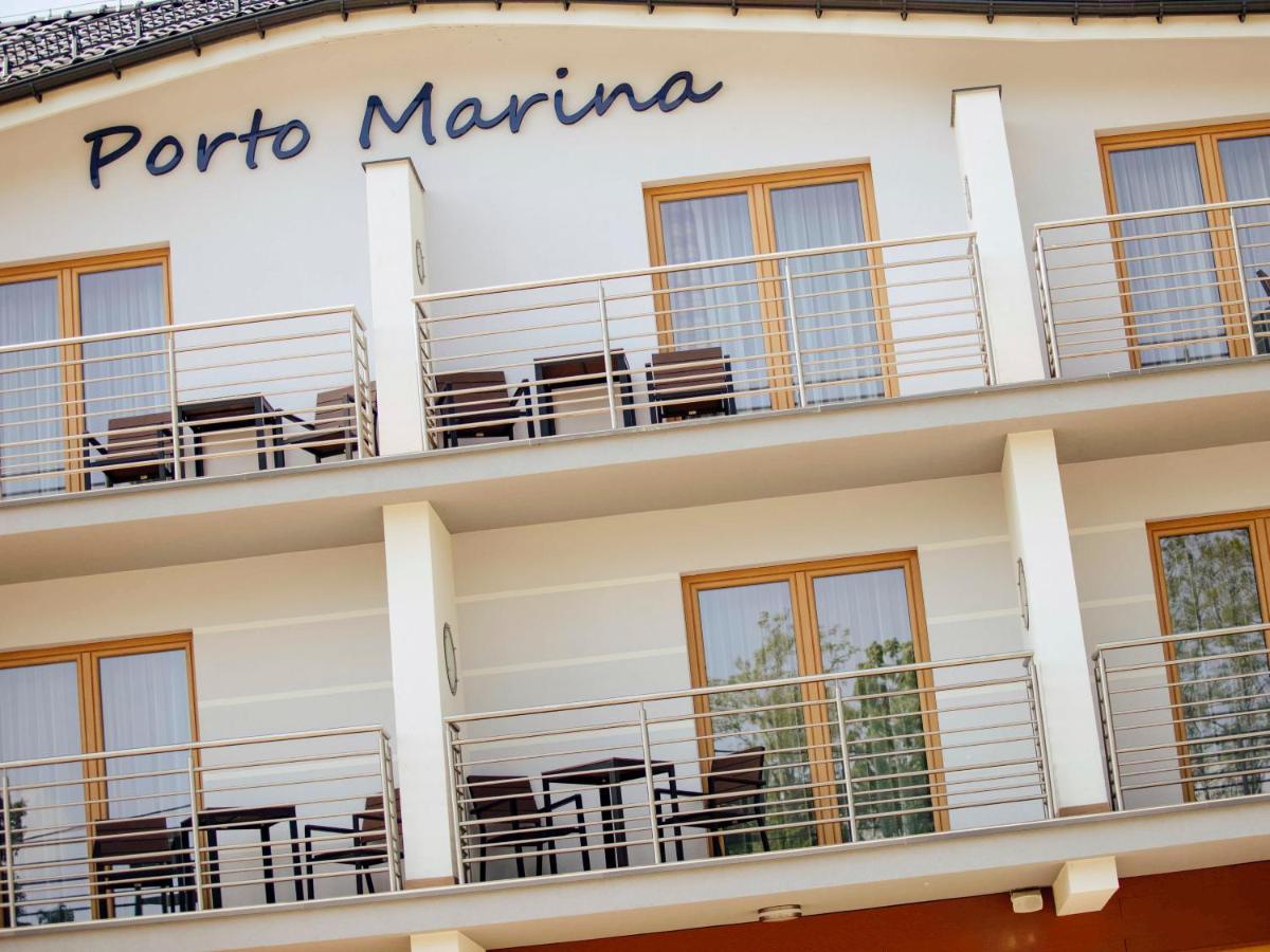 מלון קריניצה מורסקה Porto Marina מראה חיצוני תמונה